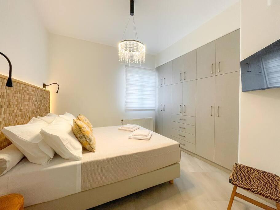Just Live Apartment Triovasalos ภายนอก รูปภาพ
